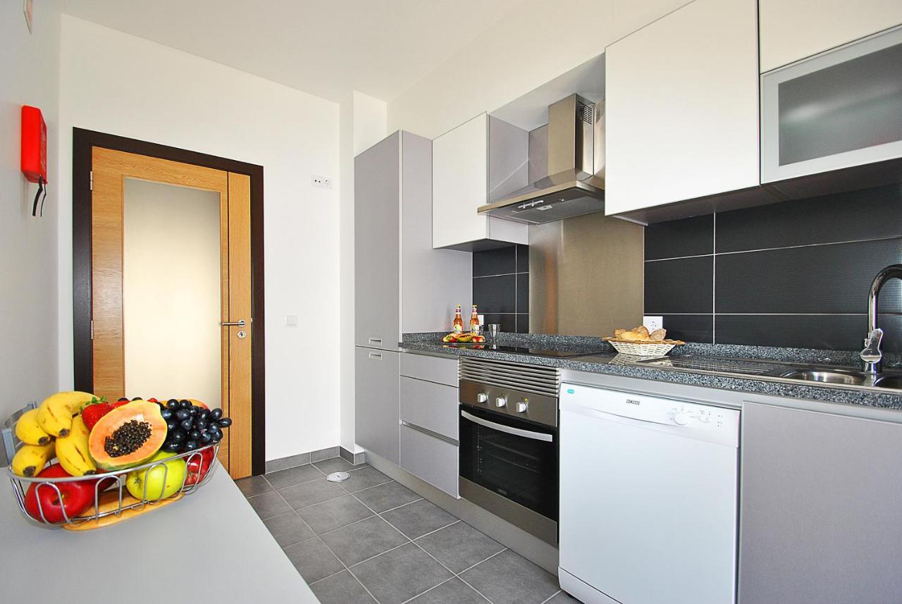 Caracas 1 By Algarve Vacation Apartment Albufeira
